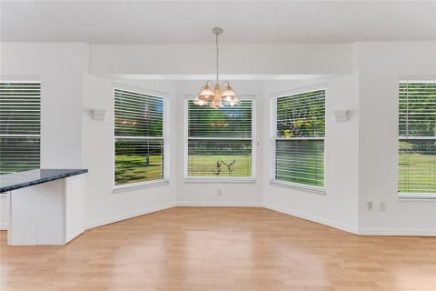 Villa ou maison à vendre à New Smyrna Beach, Floride: 3 chambres, 195.84 m2 № 1588775 - photo 29