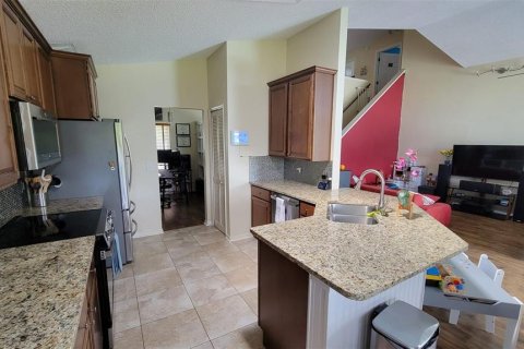 House in Oviedo, Florida 4 bedrooms, 175.03 sq.m. № 1817807 - photo 9