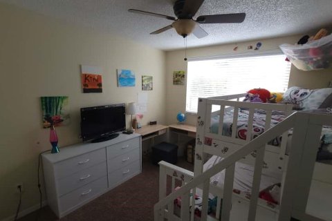 House in Oviedo, Florida 4 bedrooms, 175.03 sq.m. № 1817807 - photo 20