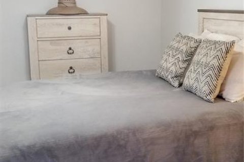Villa ou maison à louer à Sarasota, Floride: 2 chambres, 81.2 m2 № 2101447 - photo 13