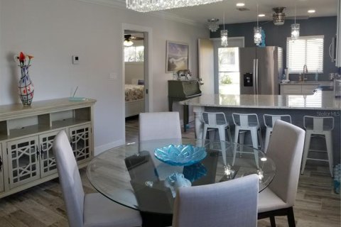Villa ou maison à louer à Sarasota, Floride: 2 chambres, 81.2 m2 № 2101447 - photo 10