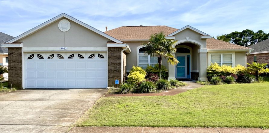 House in Destin, Florida 3 bedrooms, 185.53 sq.m. № 590422
