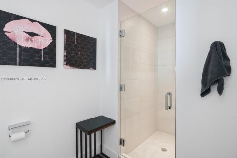 Copropriété à louer à Miami, Floride: 2 chambres, 113.62 m2 № 1997706 - photo 7