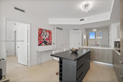 Copropriété à louer à Miami, Floride: 2 chambres, 113.62 m2 № 1997706 - photo 11