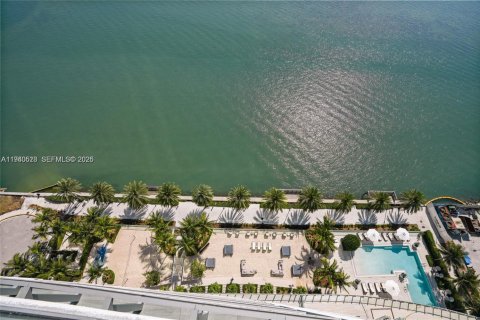 Copropriété à louer à Miami, Floride: 2 chambres, 113.62 m2 № 1997706 - photo 29