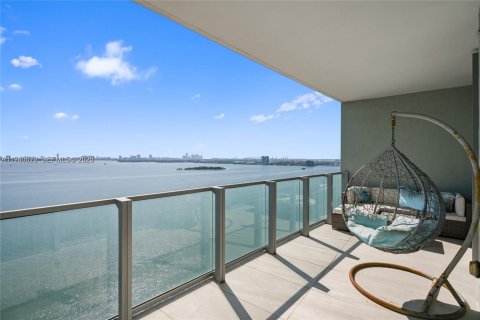 Copropriété à louer à Miami, Floride: 2 chambres, 113.62 m2 № 1997706 - photo 24