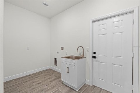 Casa en alquiler en Leesburg, Florida, 3 dormitorios, 157 m2 № 1904651 - foto 11