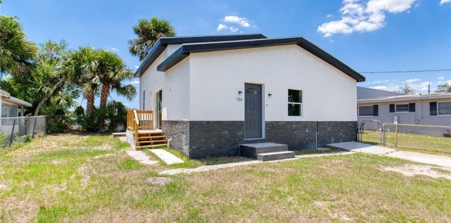 Дом в Дейтона-Бич, Флорида 5 комнат, 81.75м2 № 2214819