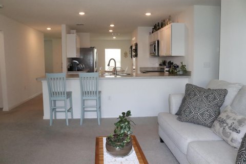 Casa en venta en Port St. Lucie, Florida, 3 dormitorios, 144.18 m2 № 2146086 - foto 9