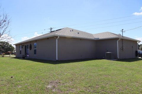 Casa en venta en Port St. Lucie, Florida, 3 dormitorios, 144.18 m2 № 2146086 - foto 24