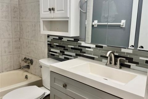 Condominio en venta en Tampa, Florida, 2 dormitorios, 83.8 m2 № 1858375 - foto 11