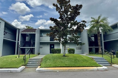 Condominio en venta en Tampa, Florida, 2 dormitorios, 83.8 m2 № 1858375 - foto 1