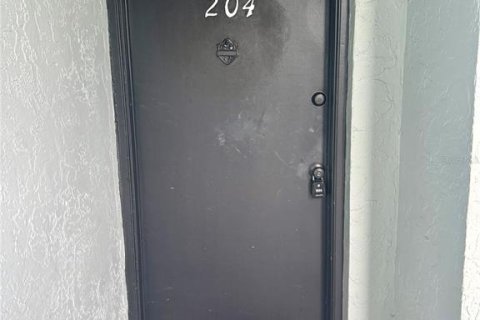 Condominio en venta en Tampa, Florida, 2 dormitorios, 83.8 m2 № 1858375 - foto 2
