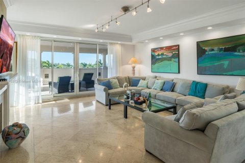 Condominio en alquiler en Miami Beach, Florida, 3 dormitorios, 188.96 m2 № 1984965 - foto 29