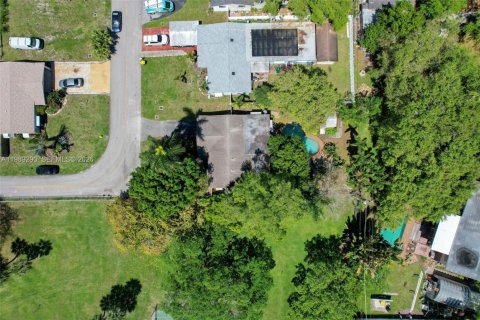 Casa en venta en Dania Beach, Florida, 3 dormitorios, 124.77 m2 № 2055774 - foto 7