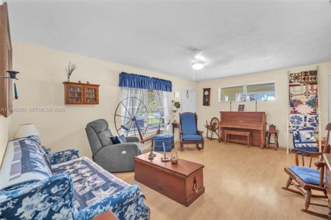 Casa en venta en Dania Beach, Florida, 3 dormitorios, 124.77 m2 № 2055774 - foto 21