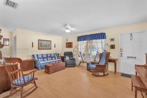 Casa en venta en Dania Beach, Florida, 3 dormitorios, 124.77 m2 № 2055774 - foto 19