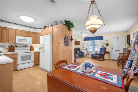 Casa en venta en Dania Beach, Florida, 3 dormitorios, 124.77 m2 № 2055774 - foto 24