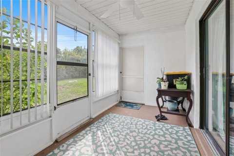 Duplex in Edgewater, Florida 2 bedrooms, 111.58 sq.m. № 2372812 - photo 26