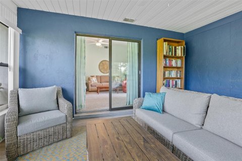 Duplex in Edgewater, Florida 2 bedrooms, 111.58 sq.m. № 2372812 - photo 24
