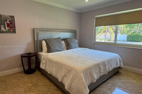 House in Pompano Beach, Florida 3 bedrooms, 125.42 sq.m. № 2057878 - photo 22