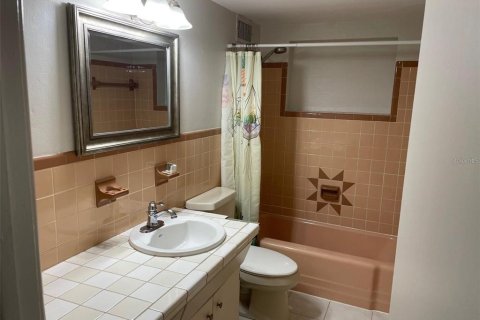 Снять в аренду виллу или дом в Нью-Порт-Ричи, Флорида 1 комната, 124.86м2, № 2155839 - фото 11