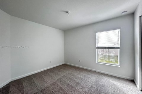 Villa ou maison à louer à St. Lucie, Floride: 4 chambres, 168.52 m2 № 1948620 - photo 14