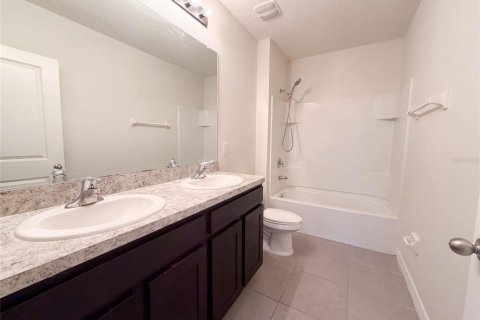 House in Wimauma, Florida 5 bedrooms, 227.33 sq.m. № 2312312 - photo 20