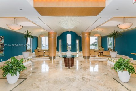 Снять в аренду кондоминиум в Майами, Флорида 1 спальня, 72.46м2, № 2010159 - фото 20