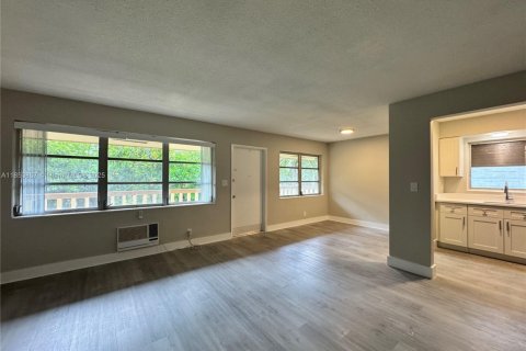 Appartement à louer à Fort Lauderdale, Floride: 2 chambres, 85.93 m2 № 1978904 - photo 1