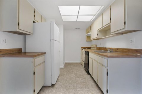 Condominio en alquiler en Orlando, Florida, 2 dormitorios, 97.36 m2 № 1791345 - foto 8