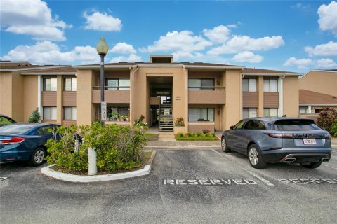 Condominio en alquiler en Orlando, Florida, 2 dormitorios, 97.36 m2 № 1791345 - foto 2