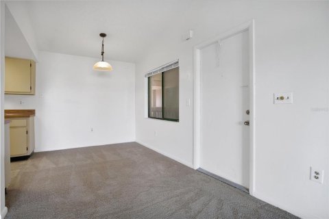 Condominio en alquiler en Orlando, Florida, 2 dormitorios, 97.36 m2 № 1791345 - foto 6