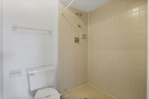 Condominio en alquiler en Orlando, Florida, 2 dormitorios, 97.36 m2 № 1791345 - foto 16
