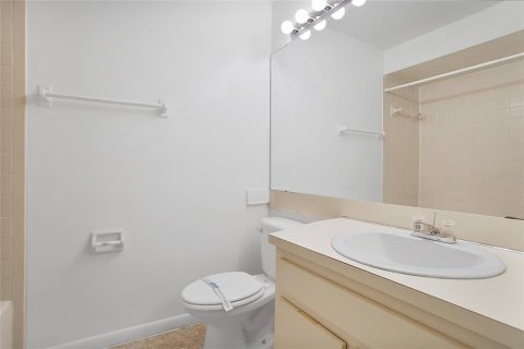 Condominio en alquiler en Orlando, Florida, 2 dormitorios, 97.36 m2 № 1791345 - foto 11