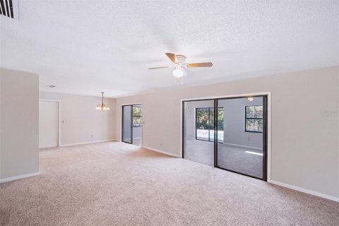 Villa ou maison à vendre à Palm Coast, Floride: 2 chambres, 146.41 m2 № 2391720 - photo 22