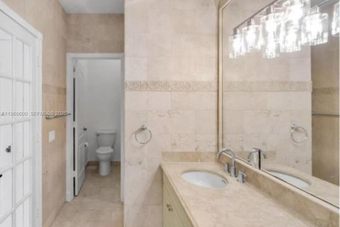 Снять в аренду виллу или дом в Майами, Флорида 3 спальни, 215.35м2, № 2031616 - фото 8