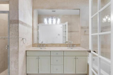 Снять в аренду виллу или дом в Майами, Флорида 3 спальни, 215.35м2, № 2031616 - фото 6