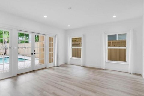 Снять в аренду виллу или дом в Майами, Флорида 3 спальни, 215.35м2, № 2031616 - фото 11