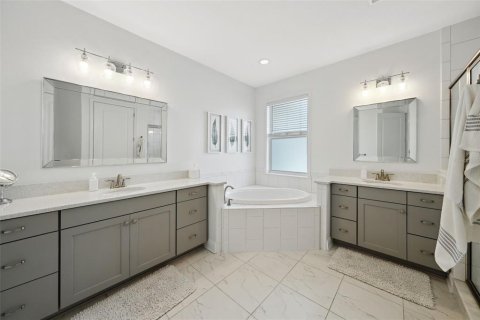 Купить виллу или дом в Тампа, Флорида 8 комнат, 302.77м2, № 1598494 - фото 20
