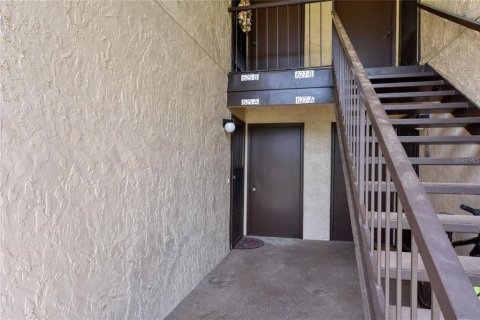 Condominio en venta en Ocala, Florida, 2 dormitorios, 99.22 m2 № 2100034 - foto 2