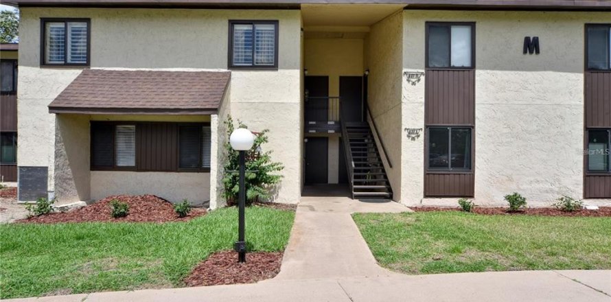 Condominio en Ocala, Florida, 2 dormitorios  № 2100034