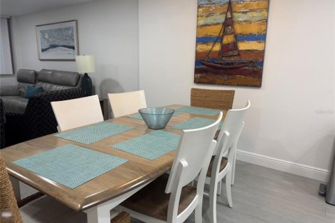Condo in Ponce Inlet, Florida, 2 bedrooms  № 2410137 - photo 14