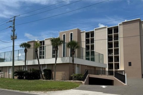 Condo in Ponce Inlet, Florida, 2 bedrooms  № 2410137 - photo 2