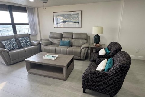 Condo in Ponce Inlet, Florida, 2 bedrooms  № 2410137 - photo 17