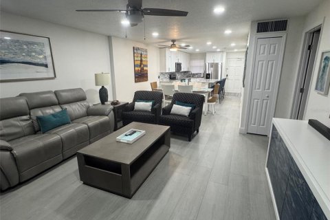 Condo in Ponce Inlet, Florida, 2 bedrooms  № 2410137 - photo 15