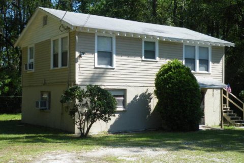 House in LAKESHORE in Winter Garden, Florida 8 bedrooms, 74.32 sq.m. № 875741 - photo 1