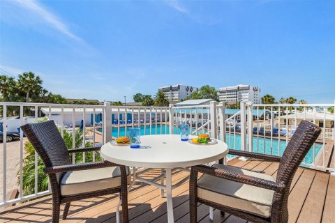 Снять в аренду квартиру в Сарасота, Флорида 1 комната, 74.32м2, № 2220124 - фото 2