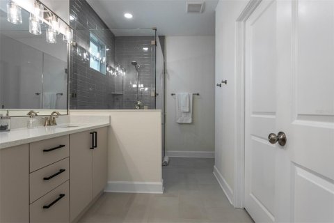Купить коммерческую недвижимость в Сеффнер, Флорида 6 спален, 339.65м2, № 2223497 - фото 15