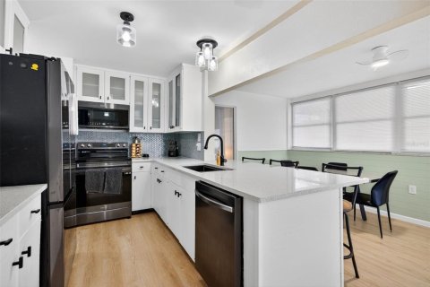 Casa en venta en Bradenton, Florida, 2 dormitorios, 130.43 m2 № 1842983 - foto 25